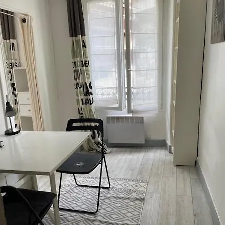 Proche Du Quartier Latin Appartement Parijs